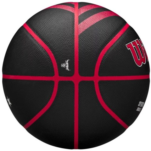 Piłka do koszykówki Wilson NBA Team City Collector Chicago Bulls WZ4024105XB Piłka do koszykówki Wilson NBA Team City Collector Chicago Bulls WZ4024105XB